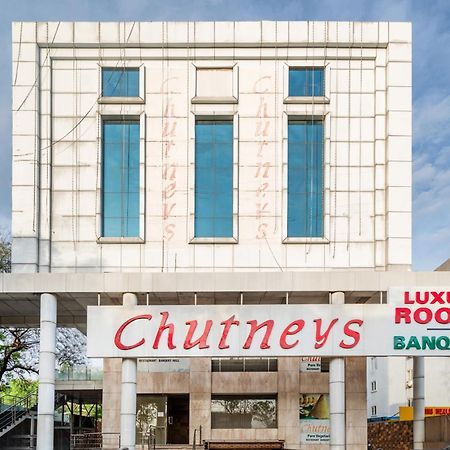 Hotel Chutneys Hyderabad Bagian luar foto